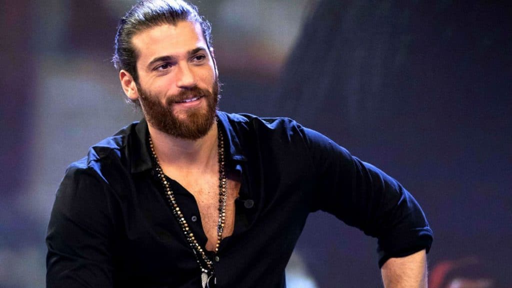Can Yaman, el actor turco más popular del momento