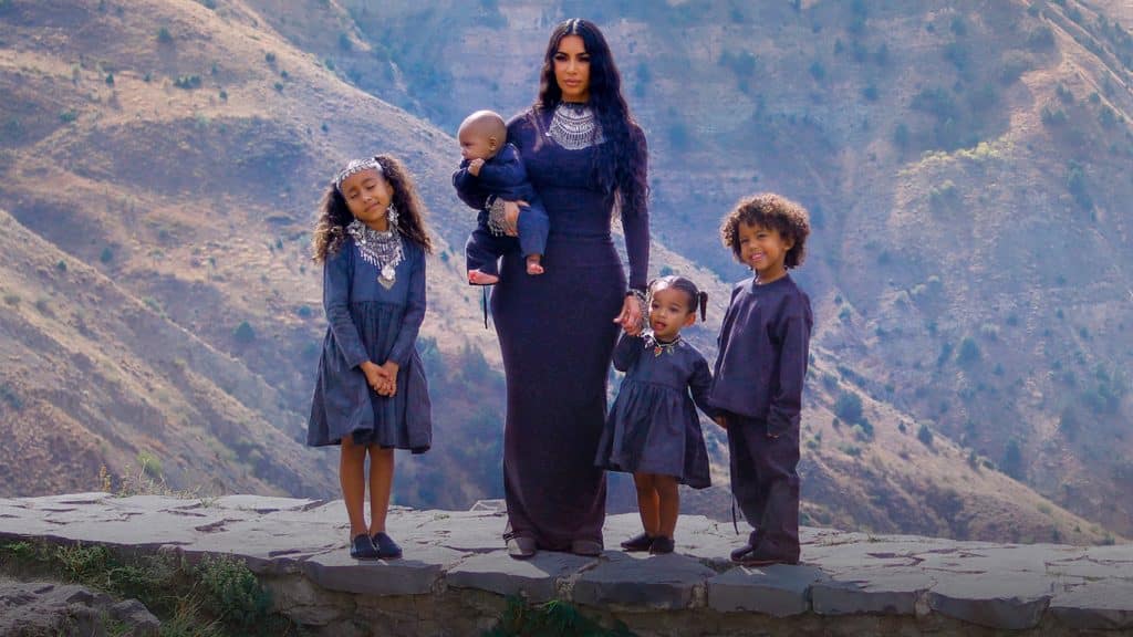 kim kardashian hijos Qué está pasando con Kim Kardashian y Kanye West: ¿Por qué han repetido su boda?