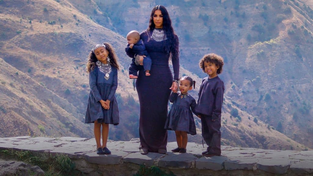 Kim Kardashian e hijos 