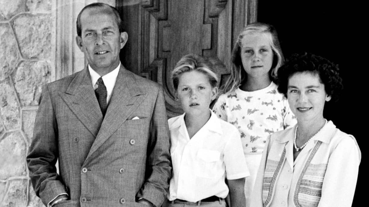 Una mojigata, un destronado y un homosexual: los secretos familiares de la reina Sofía