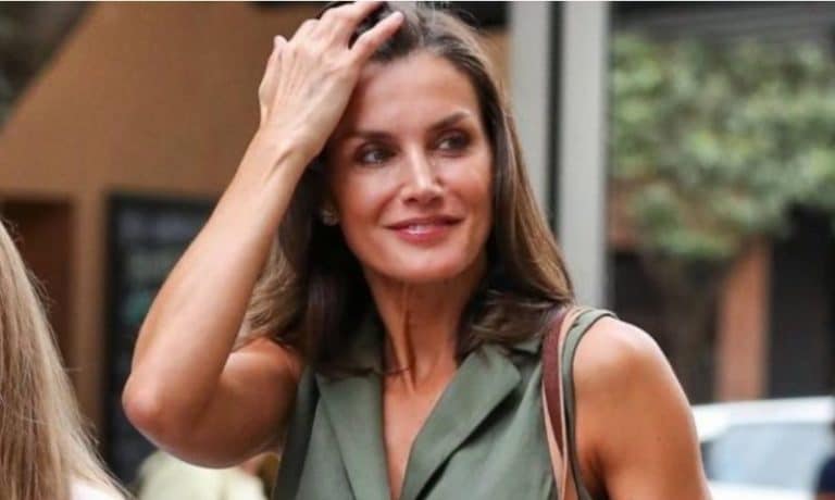 Zara: 3 vestidos negros para vestir como Letizia