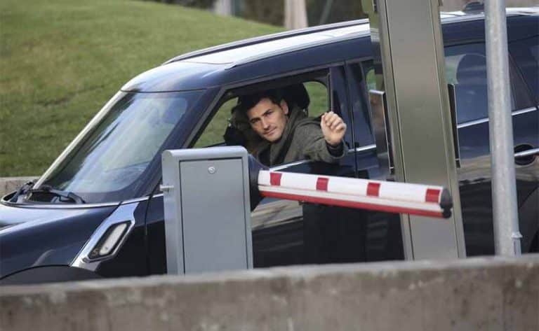Iker Casillas completamente volcado en Sara Carbonero en uno de sus momentos más difíciles
