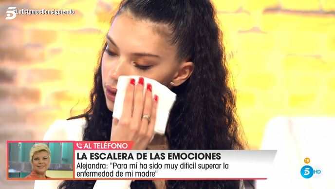 Alejandra Rubio llorando