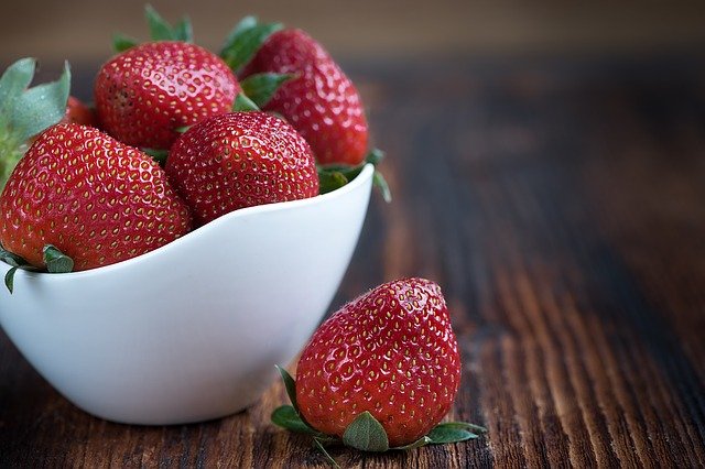4 recetas con fresas para chuparte los dedos