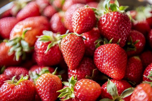 4 recetas con fresas para chuparte los dedos