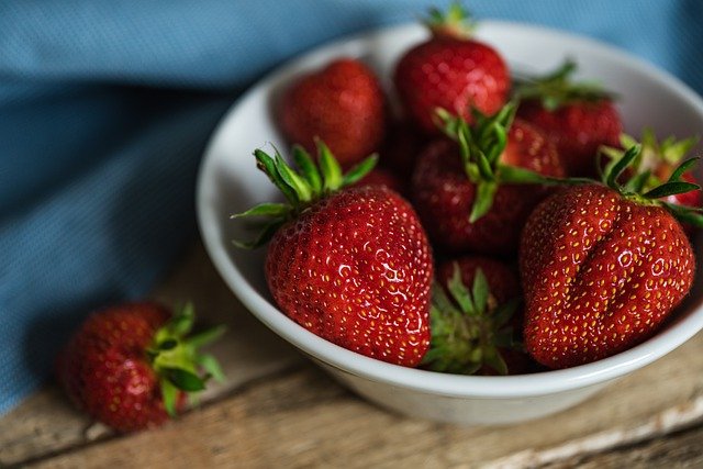 4 recetas con fresas para chuparte los dedos