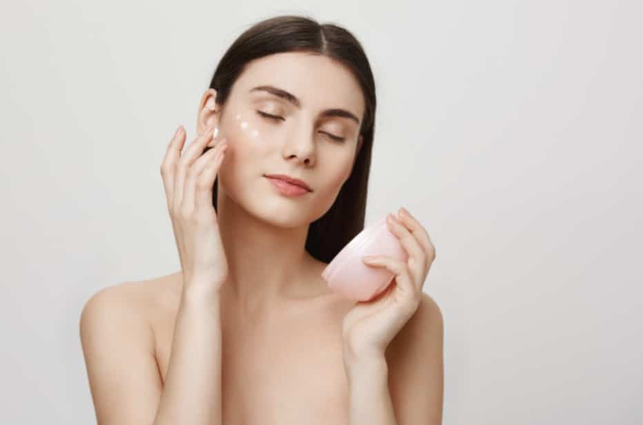 Cómo hacer una perfecta limpieza facial