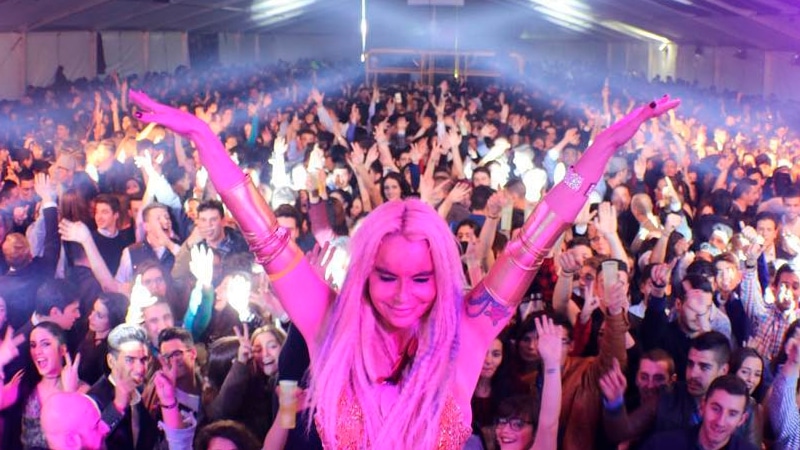 La última extravagancia de Leticia Sabater para pagar los desperfectos de la fiesta ilegal en su casa