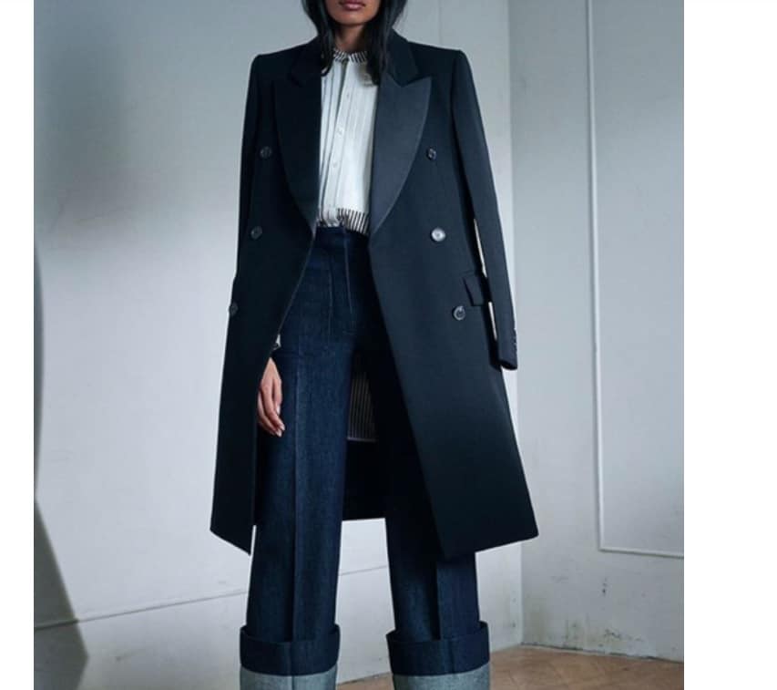 Zara tiene los nuevos vaqueros de Victoria Beckham