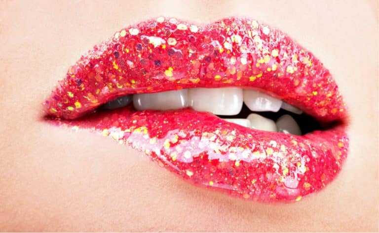 Consigue los labios perfectos con las barras y perfiladores de Deliplus