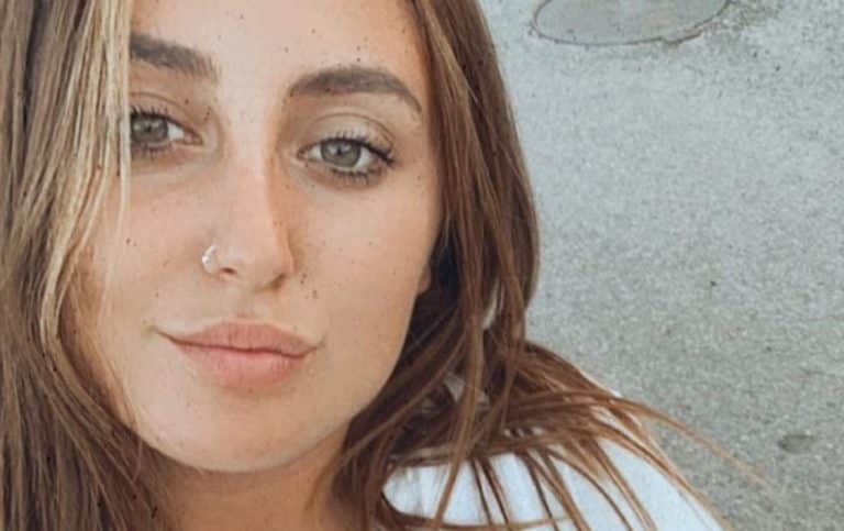 Rocío Flores se despeja en El Retiro de todo lo que tiene encima