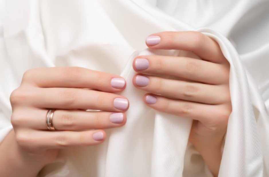 Trucos para que el esmalte de uñas seque rápido