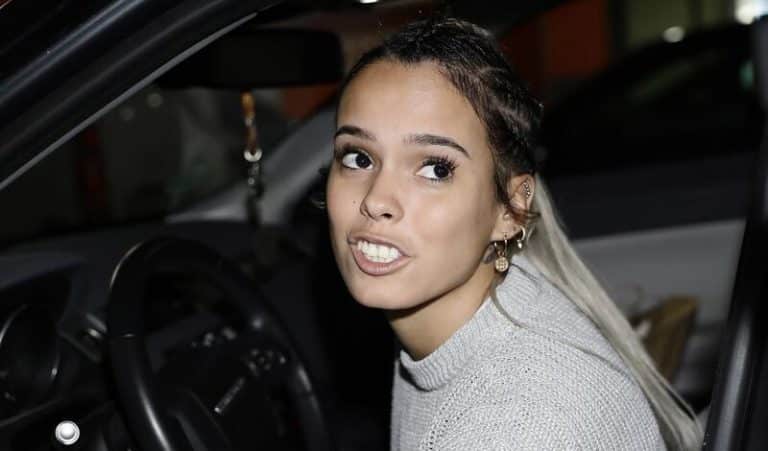 A Gloria Camila las palabras de Rocío Carrasco sobre su adopción no le quitan el sueño