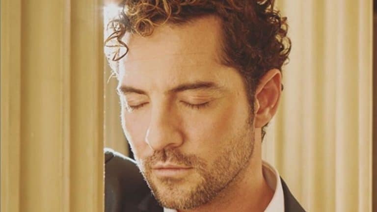 David Bisbal, da positivo en Covid tras su regreso a España, aislado de los suyos