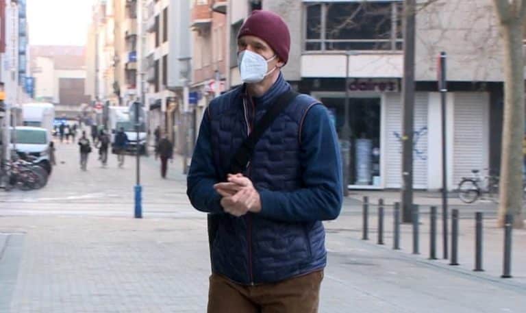 Iñaki Urdangarín comienza su primer día de trabajo en Vitoria ‘sobre ruedas’