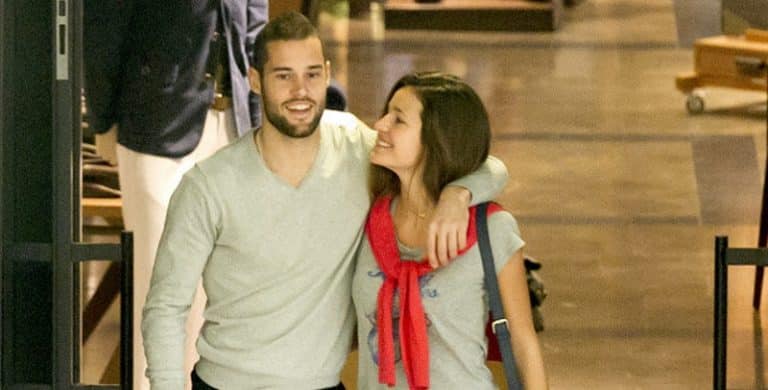 Malena Costa y Mario Suárez, más enamorados que nunca desde su vuelta a la Capital