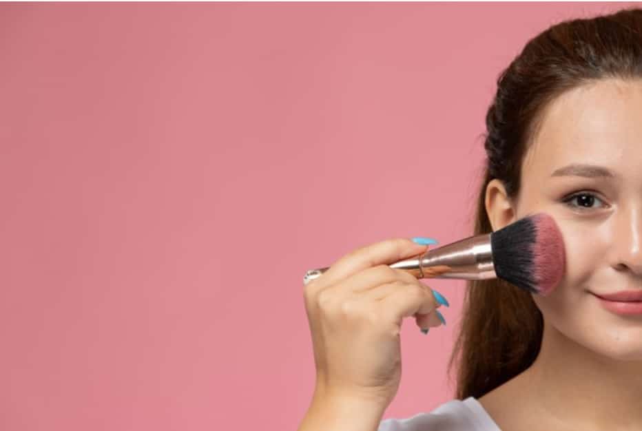 Cómo aplicar el corrector de ojeras Deliplus