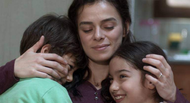 'Mujer': las claves del éxito de la serie turca que arrasa en España