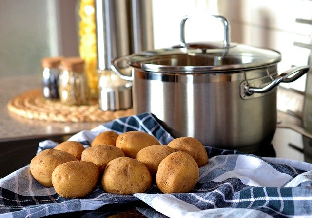 El truco infalible de Chicote para hacer la tortilla perfecta