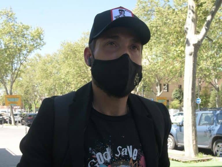 La reacción de Antonio David al preguntarle si cree que Rocío Carrasco llamará a su hija, Rocío Flores
