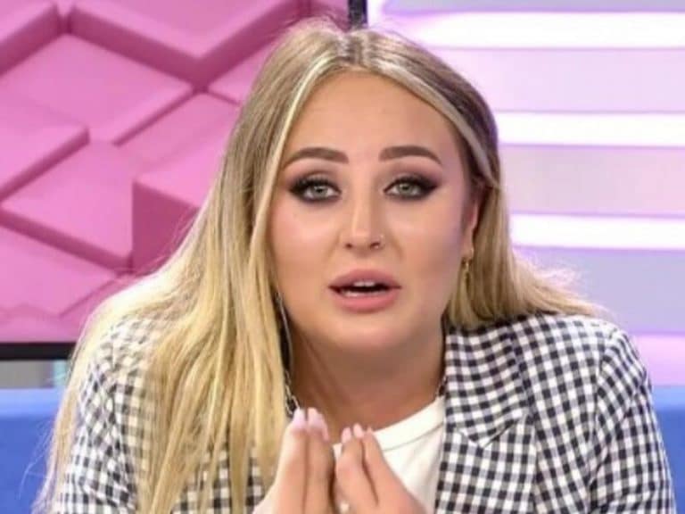 Rocío Flores explica cómo están las cosas con su padre: «hay cosas que no me han parecido bien»
