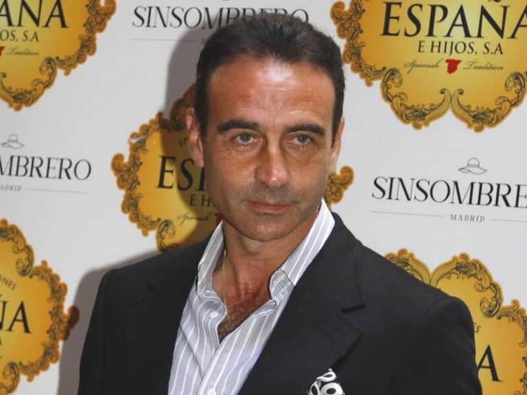 Enrique Ponce solo sin el apoyo de Ana Soria