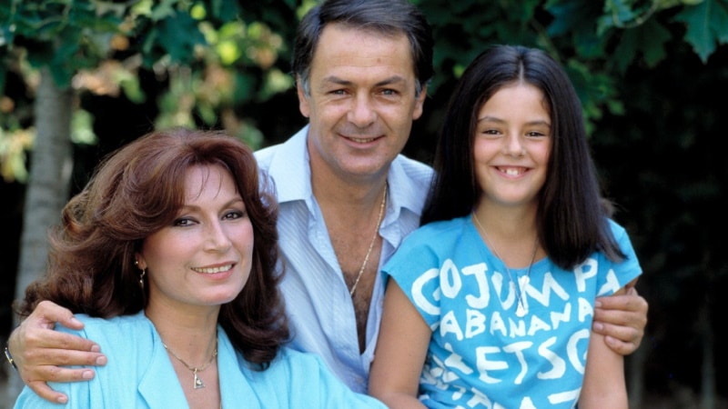 Rocío Carrasco con Rocío Jurado y su padre Pedro