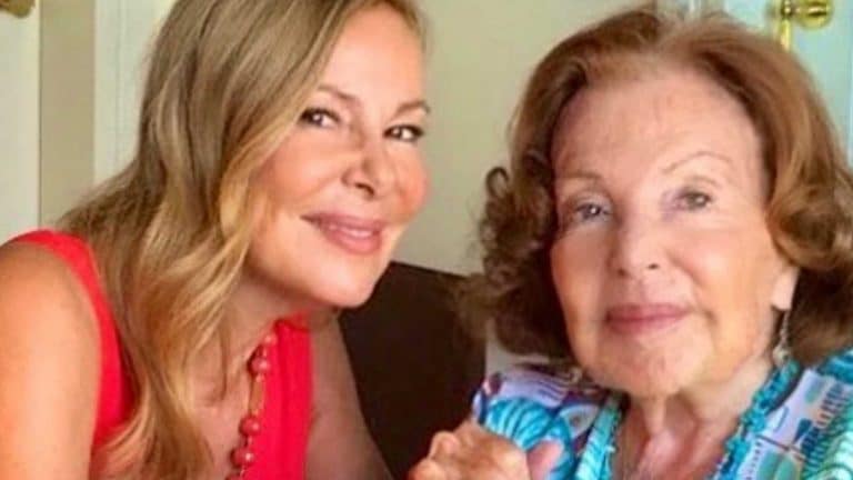 Ana Obregón llora de emoción tras el susto que le ha dado su madre