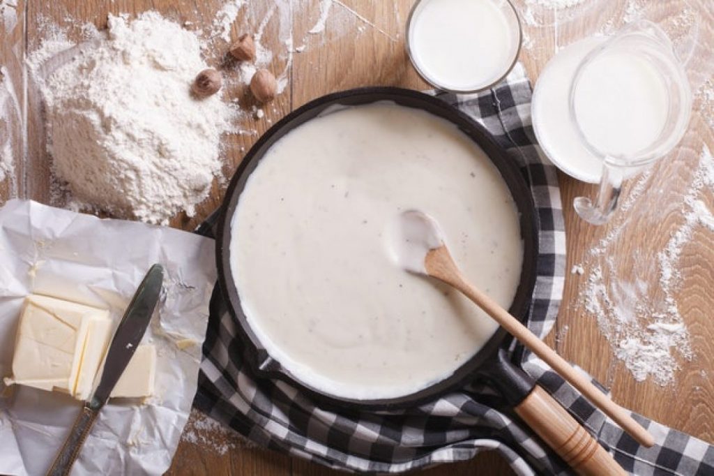 La bechamel de Chicote, y su truco para que salga perfecta