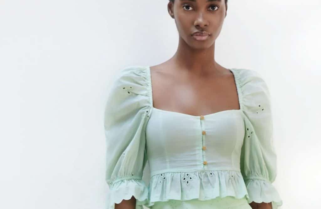 La blusa más bonita de Zara que tiene Tamara Falcó, y otras que te gustaran por sus bajos precios