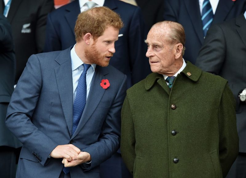 ¡Sorpresa! El Príncipe Harry asiste al funeral de su abuelo sin Meghan Markle