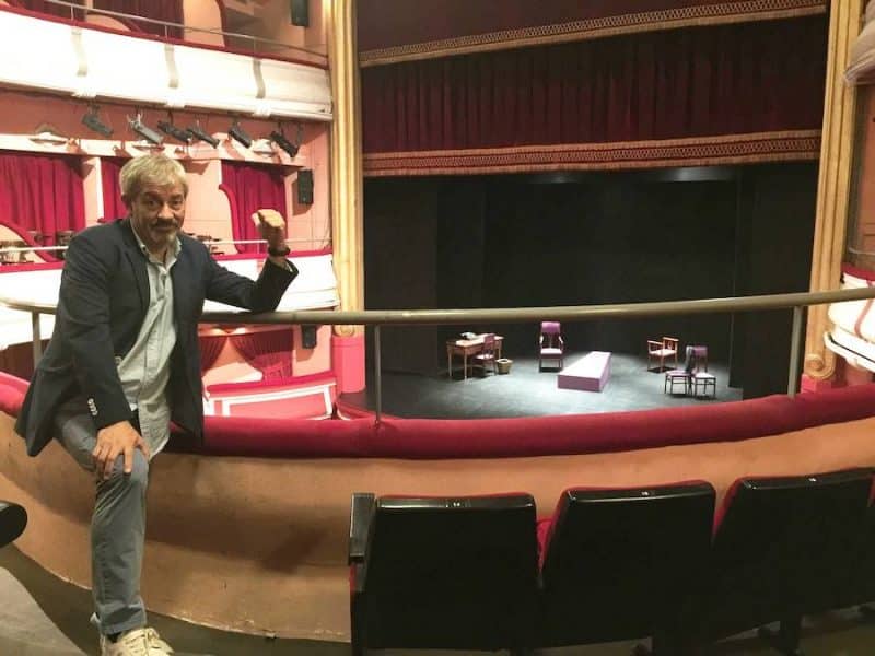 Carlos Sobera: De humilde profesor a millonario inversor inmobiliario