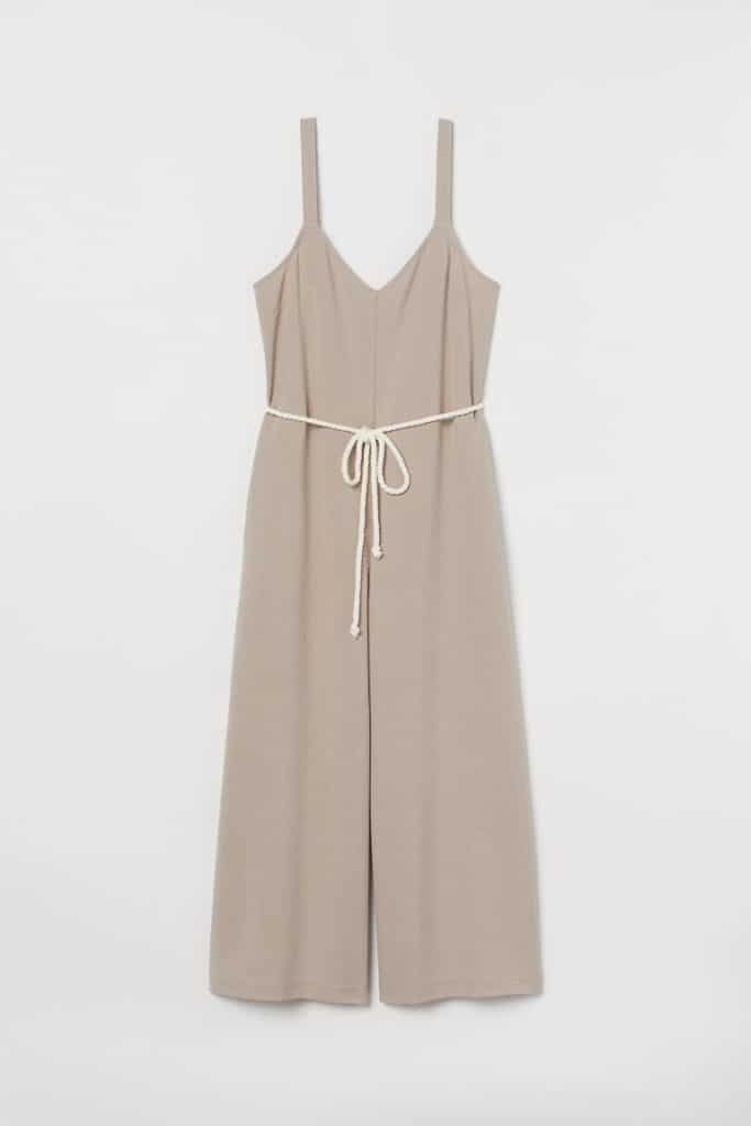 Los monos fluidos más bonitos están en Zara, H&M y Stradivarius