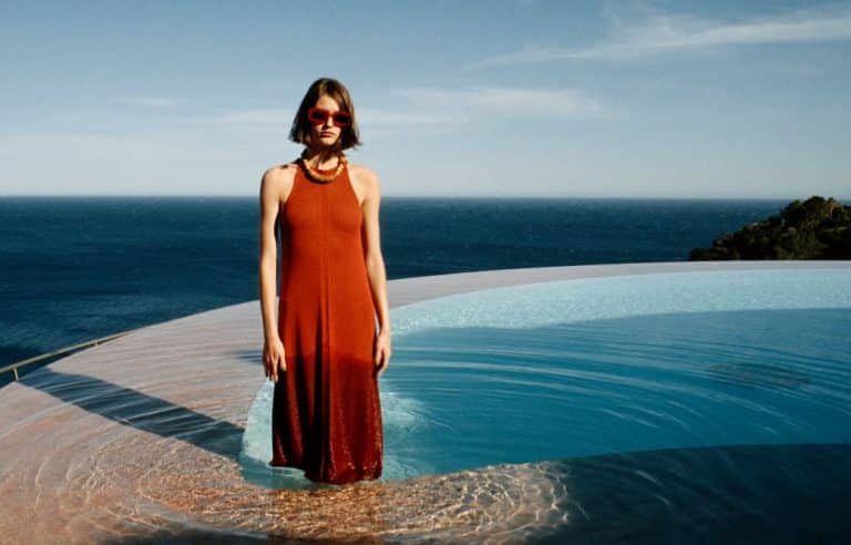 5 vestidos de Zara por menos de 30 euros para un look de comunión o bautizo