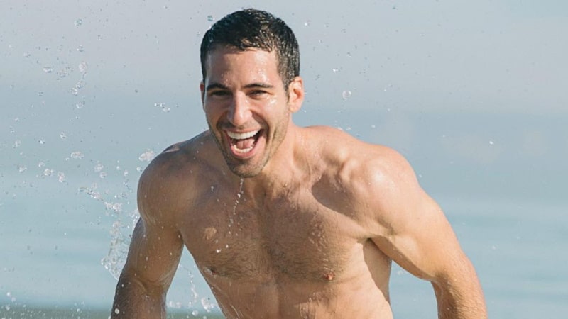 miguel angel silvestre sin camiseta