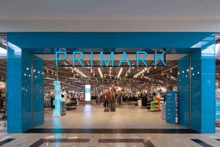 No busques más, en Primark tienes los vestidos estampados más bonitos de esta primavera