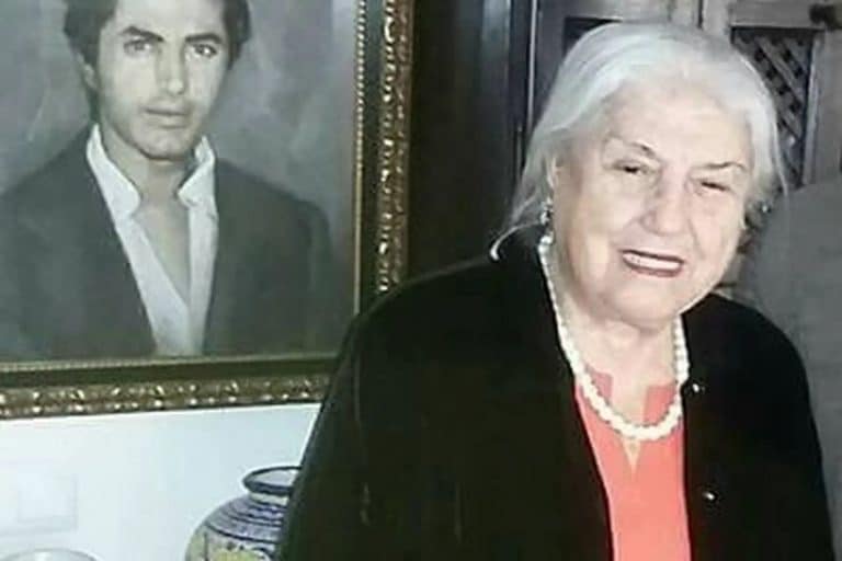 Fallece Ángela Tejedor, madre de Micky, Mónica y Ángela Molina, a los 88 años en Ibiza