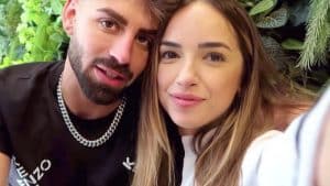 Isaac Torres y Lucía derrochan amor en Barcelona al margen de las críticas