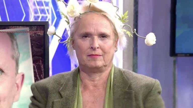 Lucía Dominguín se sienta en Sálvame Delux para conocer su historia más íntima