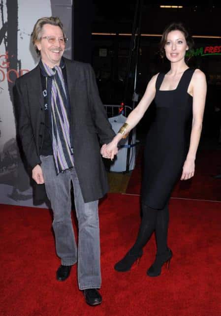 gary oldman acusado malos tratos por mujer donya fiorentino