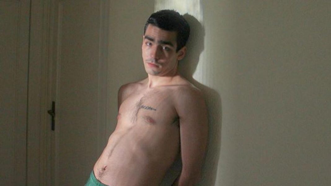 omar ayuso acosado en las redes