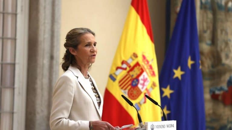 La reaparición de la infanta Elena junto a su hermano Felipe VI