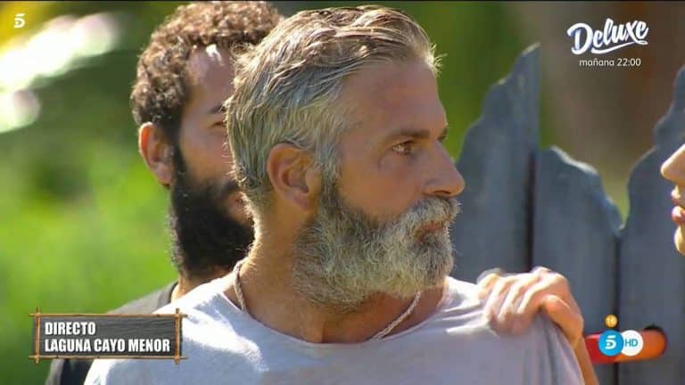 El emotivo reencuentro de Carlos Alba con sus compañeros tras sufrir un problema de salud