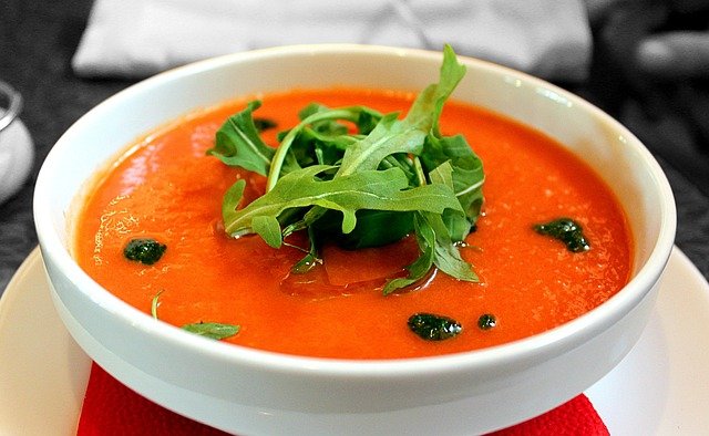 ¿Mercadona o Alvalle? La OCU elige al mejor gazpacho
