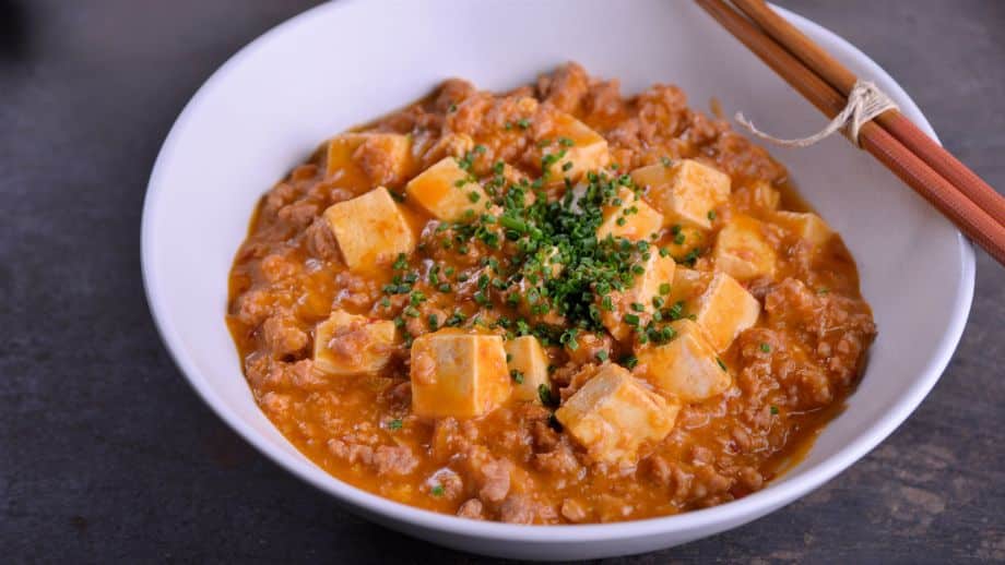 Cómo cocinar el Tofu e introducirlo en tus comidas