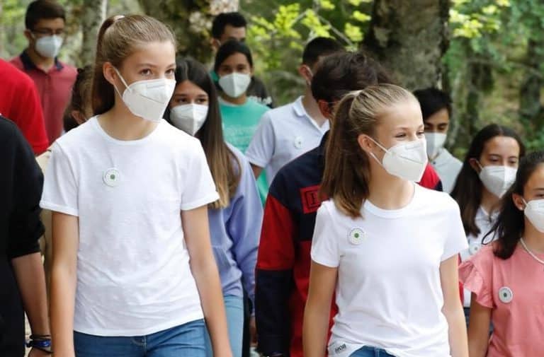 ¿Quién es quién? Así se han estrenado Leonor y Sofía en su primer acto oficial en solitario