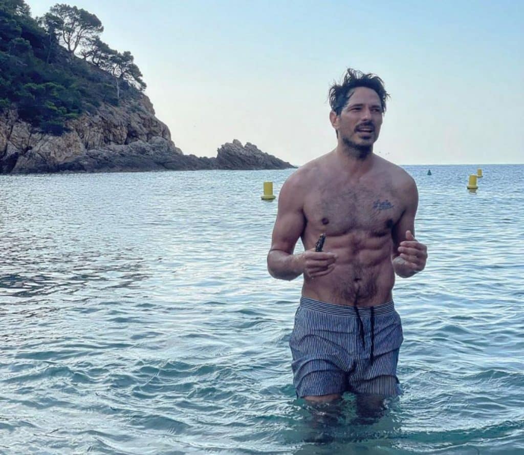 Top posados veraniegos de los españoles más guapos