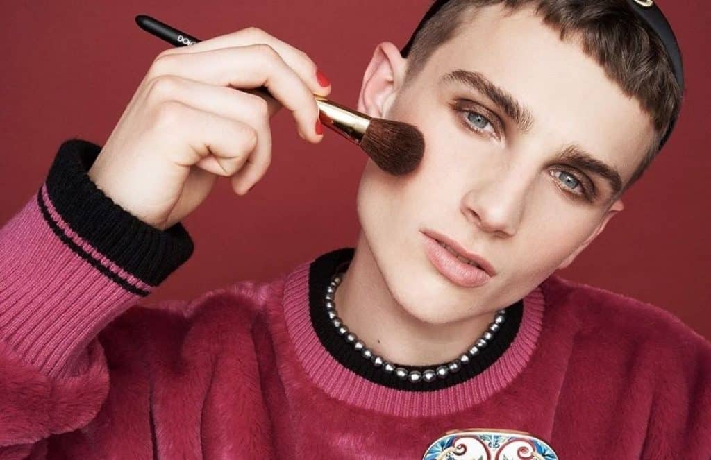 Hombres: ¿Cuál es el maquillaje tendencia?