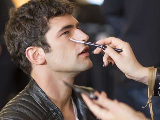 Hombres: ¿Cuál es el maquillaje tendencia?