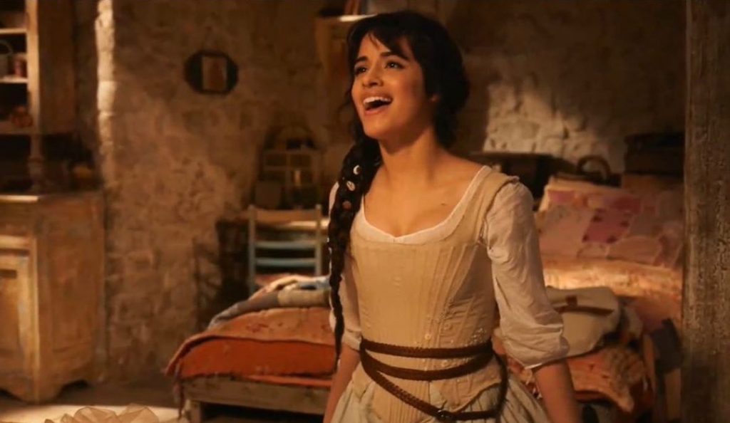 Camila Cabello en la enésima adaptación de 'La Cenicienta', ¿es necesaria otra versión del cuento? Camila Cabello en la enésima adaptación de 'La Cenicienta', ¿es necesaria otra versión del cuento?